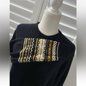 Fantastic Fawn Sweater Women’s M Pullover Holiday Navy Blue Yellow Fair Isle Top
